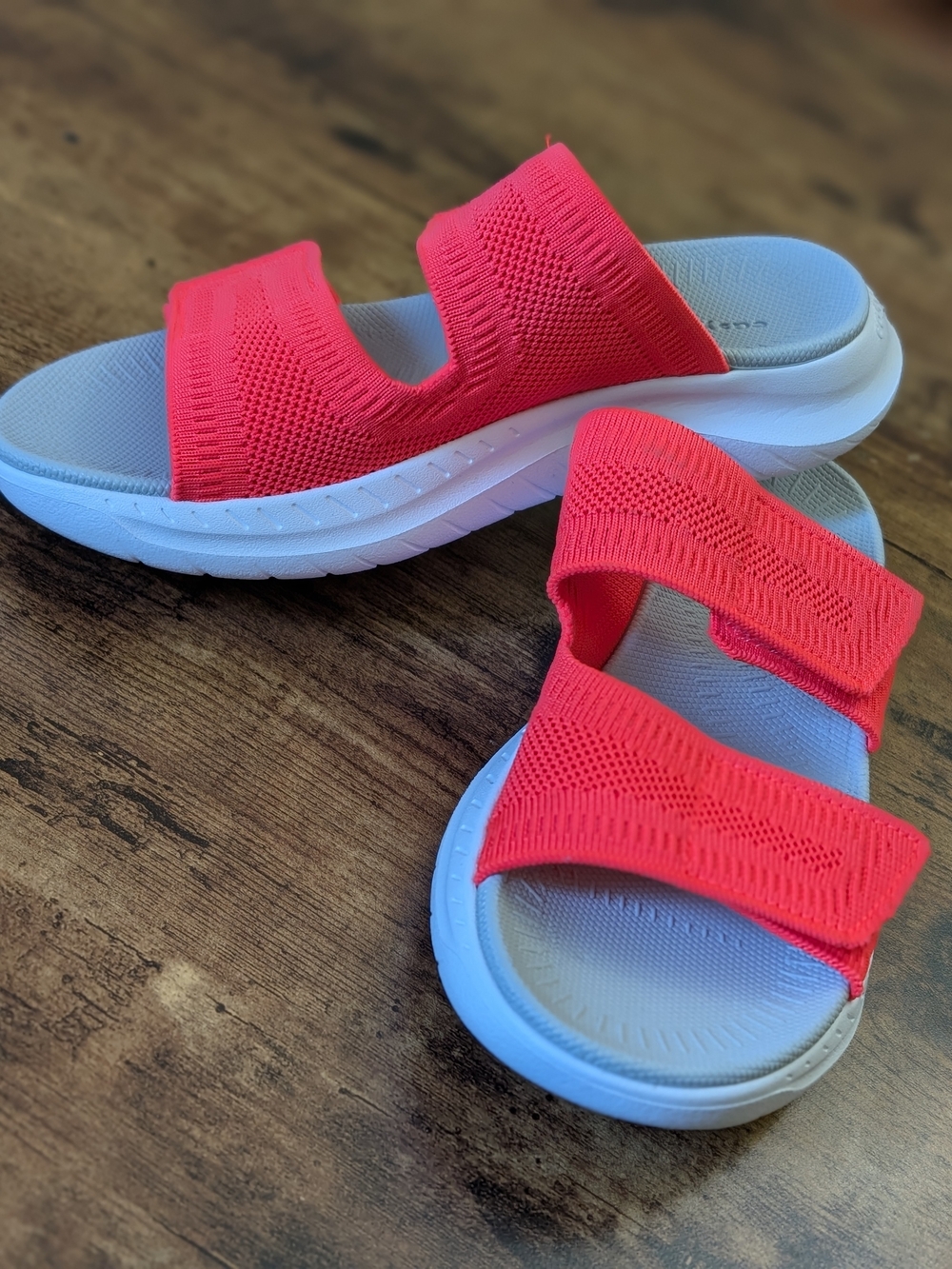 Easy Spirit Lightweight Slip-On Sandals in Bright Coral - Picture 3 of 4